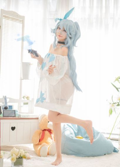 女大学生的沙龙室在线观看