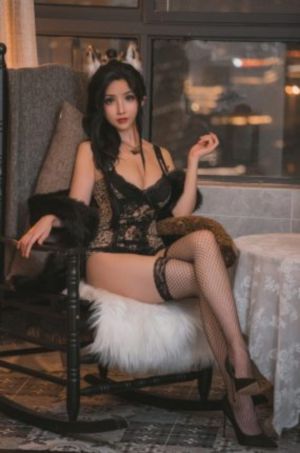 迷人的秘书