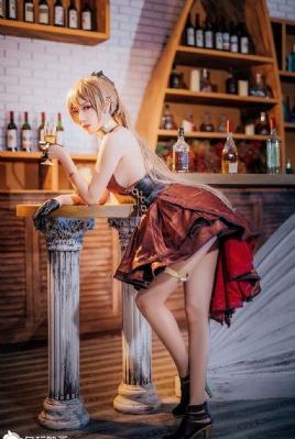 免费看美女洗澡全身光子